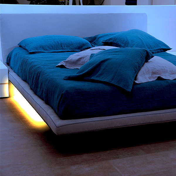 hoofdonderwijzer Aanpassen Perceptueel Bed led strip set | 2200K | Inclusief sensor en timer | 4.5W 123led  123led.nl