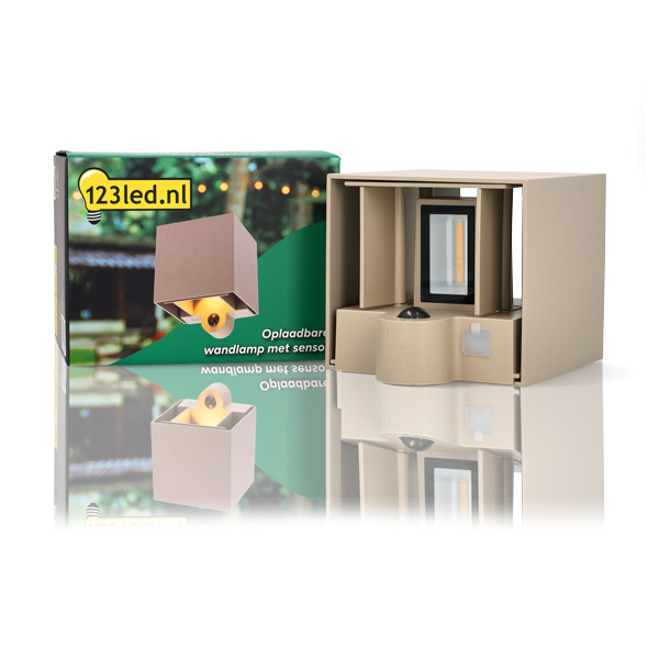 Oplaadbare wandlamp met schemersensor | Up & Down | Amarillo | 2700K | IP54 | 2.5W | Zandkleur LDR08854 - 2