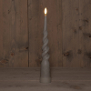 Led dinerkaars 29 cm | Taupe | Gedraaid | 3D vlam | 1 stuk