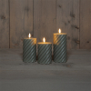 Led kaars voor buiten 7,5 x 10 cm, 12,5 cm, 15 cm | Olijfgroen | Swirl | 3D vlam | 3 stuks