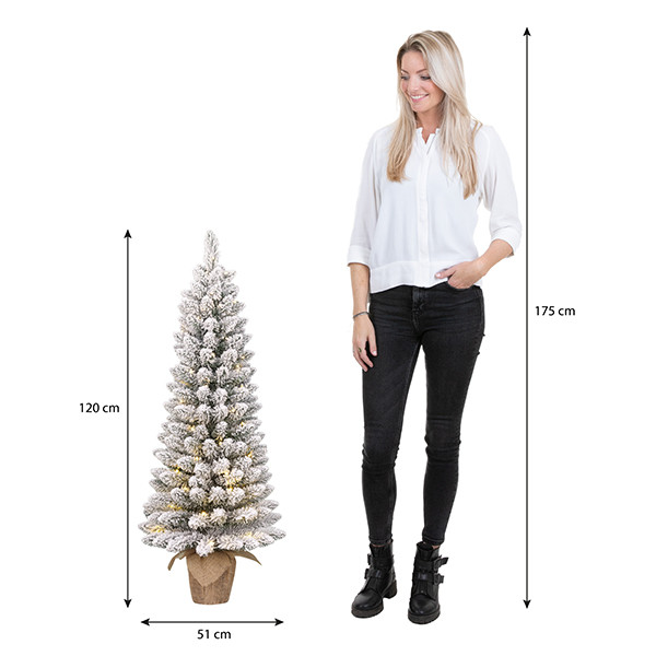 Kunstkerstboom op batterijen 1.20 meter | Gerlos | Besneeuwd | 60 lampjes | 166 Tips | Black Box Trees LBB00149 - 3