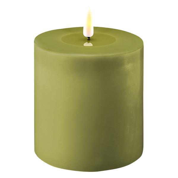 Deluxe HomeArt Led kaars 10 x 10  cm | Olive Green | 3D vlam | Deluxe HomeArt  LDH00095 - 1