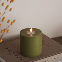 Led kaars 10 x 10  cm | Olive Green | 3D vlam | Deluxe HomeArt LDH00095