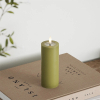 Led kaars 5 x 12,5 cm | Olive Green | 3D vlam | Deluxe HomeArt LDH00088 - 2