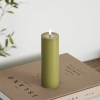 Led kaars 5 x 15 cm | Olive Green | 3D vlam | Deluxe HomeArt LDH00089 - 2