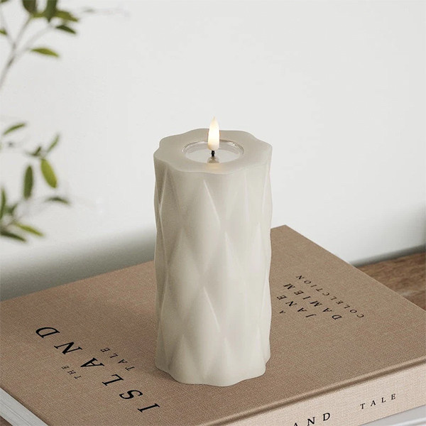 Led kaars 7,5 x 15 cm | Harlequin | Creme | 3D vlam | Deluxe HomeArt LDH00580 - 2