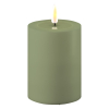 Led kaars voor buiten 7,5 x 10 cm | Dust green | 3D vlam | Deluxe HomeArt