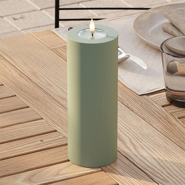 Led kaars voor buiten 7,5 x 20 cm | Dust green | 3D vlam | Deluxe HomeArt LDH00401 - 1