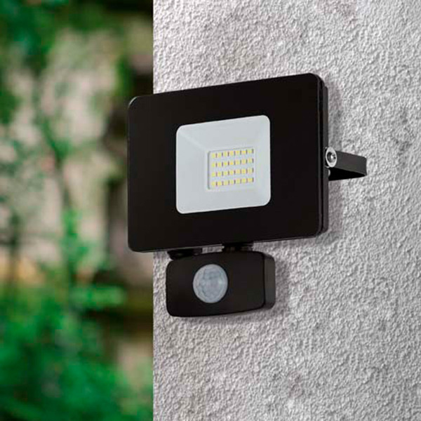 Eglo breedstraler met sensor | Faedo 3 | IP44 | 2300 lumen | 5000K | Zwart LEG00790 - 3