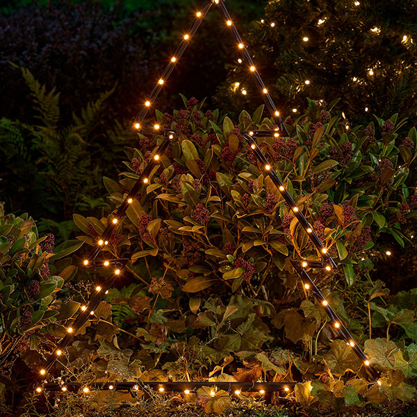 Kerstboom op tuinsteker | 98 cm | 114 lampjes | Warm wit | Luca Lighting LBB00200 - 2
