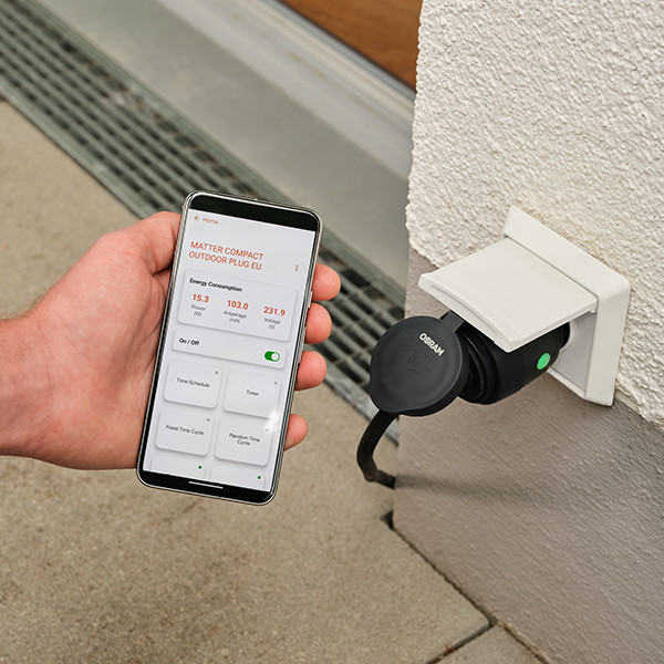 Osram Outdoor Smart Plug met energiemeter | WiFi | Zwart | IP44 | NL LOS02223 - 4