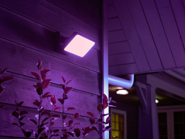 Philips Hue Outdoor Discover schijnwerper zwart | White en Color Ambiance  LPH01449 - 4