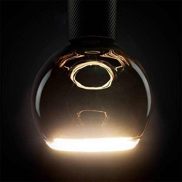 Segula LED lamp E27 | Floating Globe G125 | Zwart | 2200K | Dimbaar | 4W (24W)  LSE00066 - 2