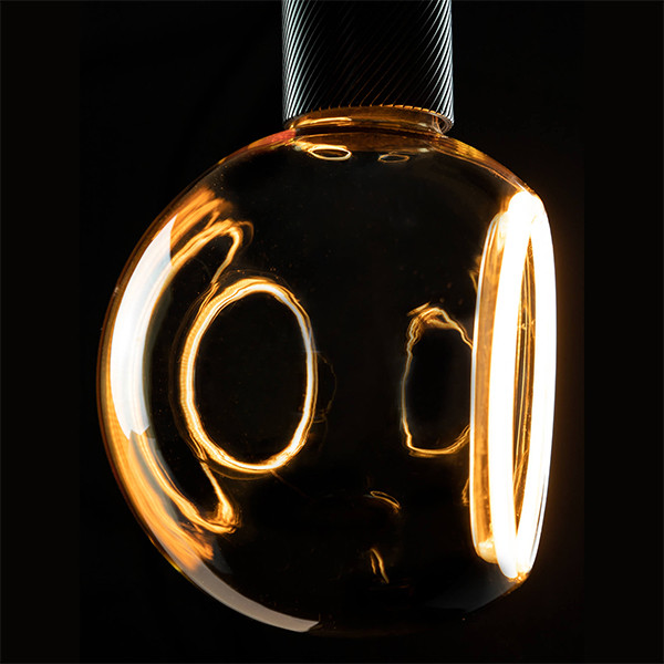 Segula LED lamp E27 | Floating Line | Globe G150 | 90° | Goud | 2200K | Dimbaar | 4.5W (28W) LSE00083 - 4