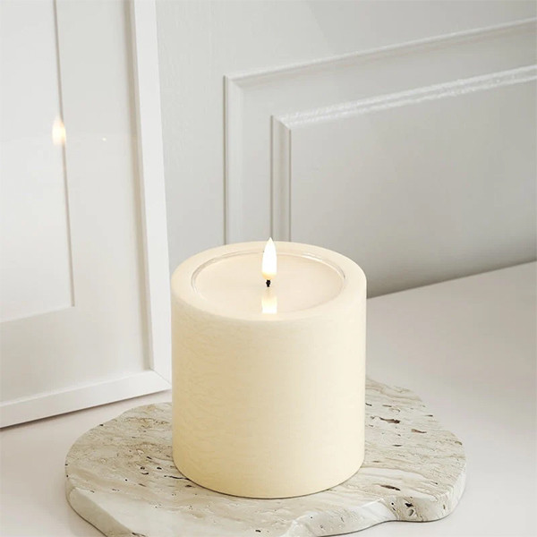 Led kaars 10 x 10 cm | Creme | 3D vlam | Unique Candles LDH00668 - 2