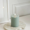Led kaars 7,5 x 10 cm | Salvie groen | 3D vlam | Unique Candles LDH00670 - 2
